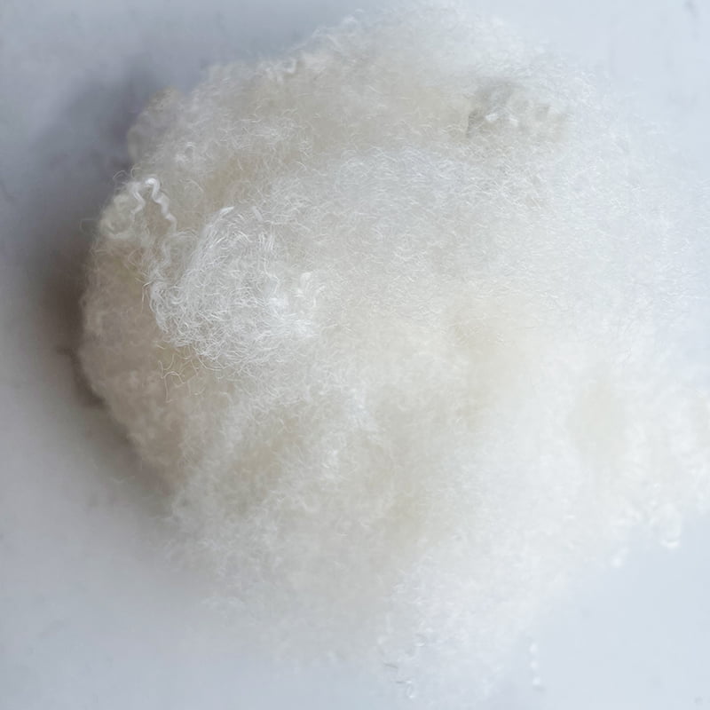 13DX120mm Halı İpliği Özel Elyaf Fildişi Beyaz 13DX120mm Halı İpliği Özel Elyaf Fildişi Beyaz